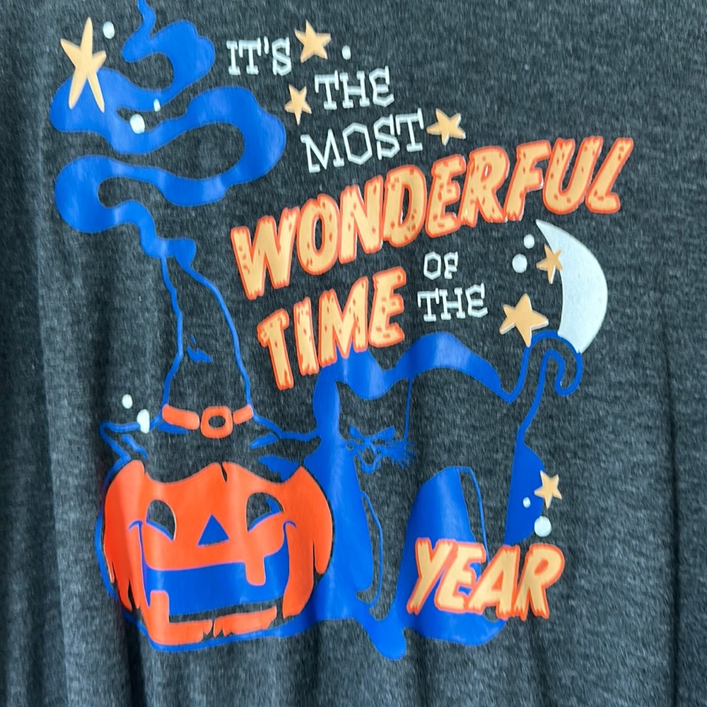 Halloween T-Shirt NWOT